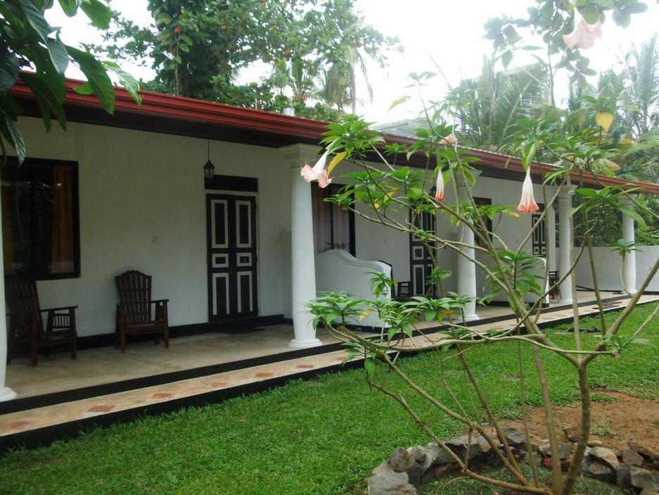 Nature Villa (Adults Only) Unawatuna Buitenkant foto