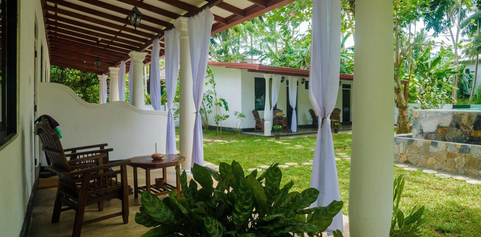 Nature Villa (Adults Only) Unawatuna Buitenkant foto