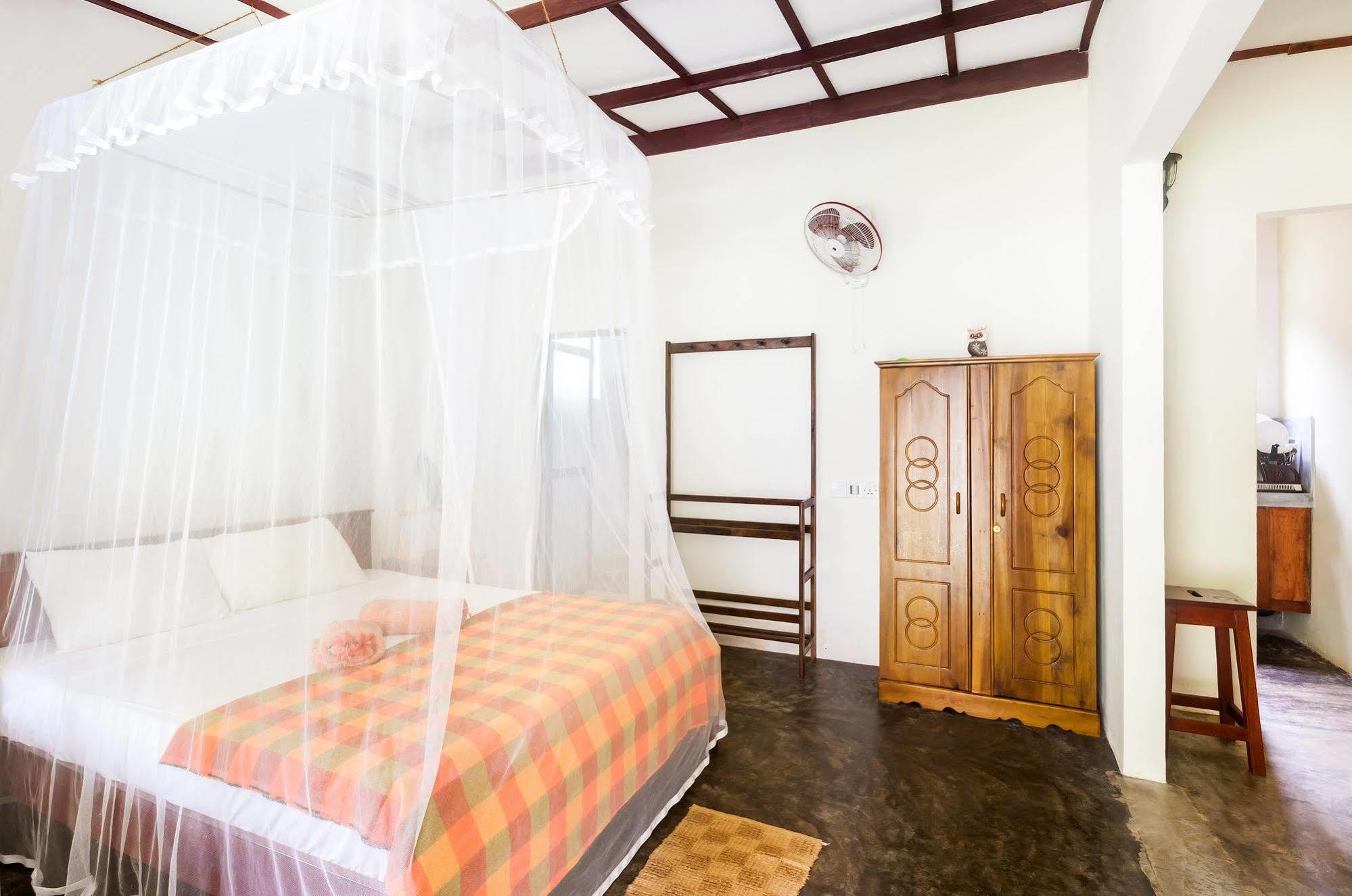 Nature Villa (Adults Only) Unawatuna Buitenkant foto
